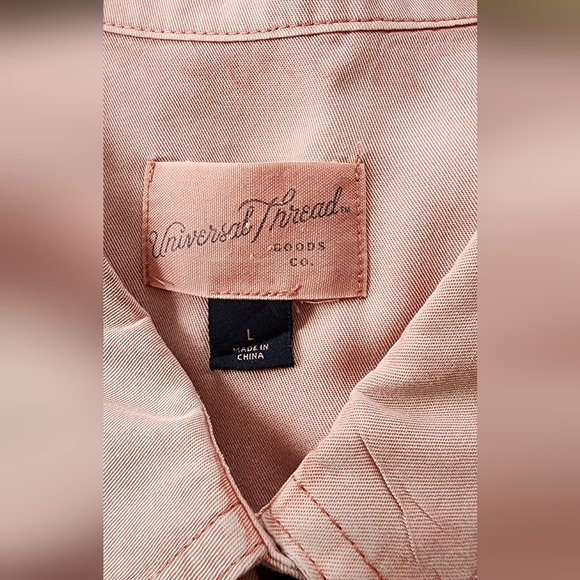 Universal Thread Button Up Top - Picture 8 of 9